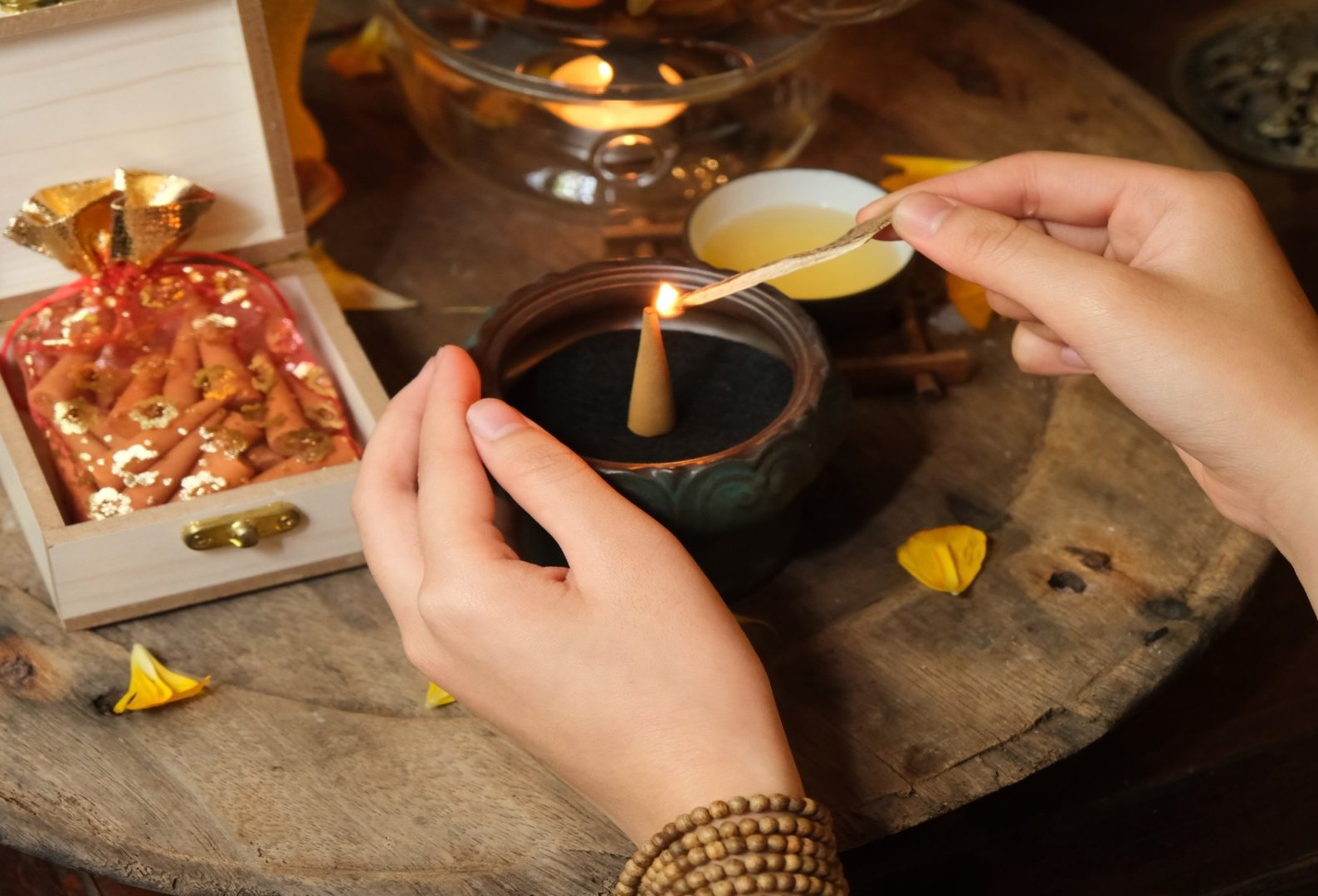 Nên đốt trầm hương khi nào, ở đâu, bao lâu là tốt nhất?