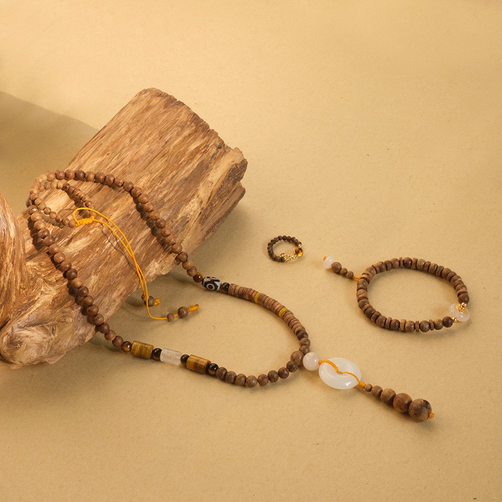 Bộ Trang Sức Trầm Hương DANA Kim Bảo